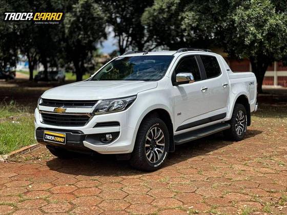 CHEVROLET S10 2.8 HIGH COUNTRY 4X4 CD 16V TURBO DIESEL 4P AUTOMÁTICO